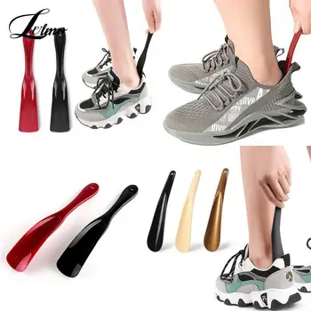 Stručni рожки za cipele, Crni plastični rog zatrubi za obuću, Oblik žlice, rog zatrubi za obuću, Lift cipela, Fleksibilno Trajno klizanje